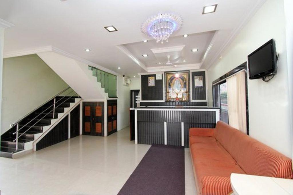 Hotel Sai Ganesh Širdi Exteriér fotografie
