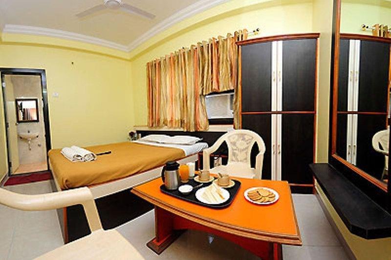 Hotel Sai Ganesh Širdi Pokoj fotografie